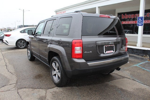 2016 Jeep Patriot — detail view