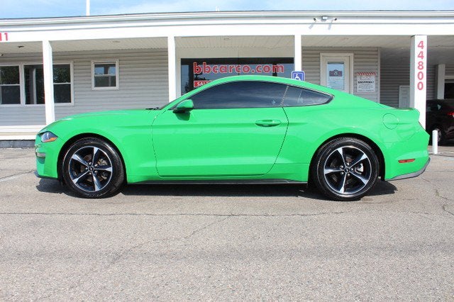 2019 Ford Mustang — interior view