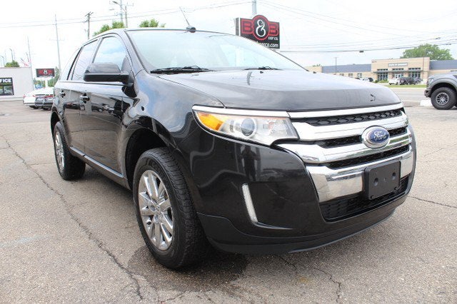 2013 Ford Edge SEL in Black — front three-quarter view