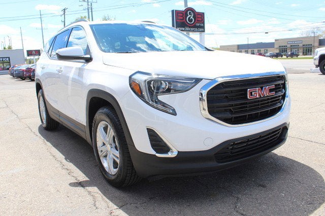 2020 GMC Terrain SLE in Summit White — front three-quarter view